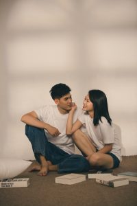 Hẹn hò thầm kín